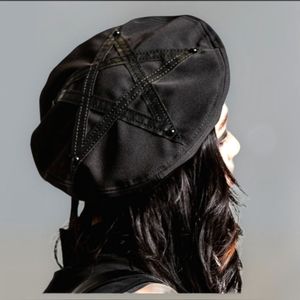 KILLSTAR BLACK PENTAGRAM BERET BNWT